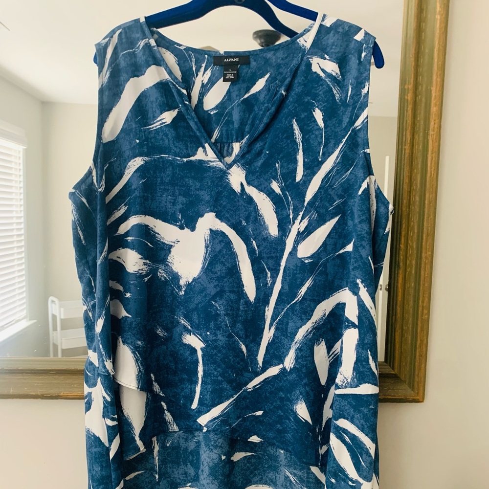 Alfani sleeveless top with blue and white accents. Size L.